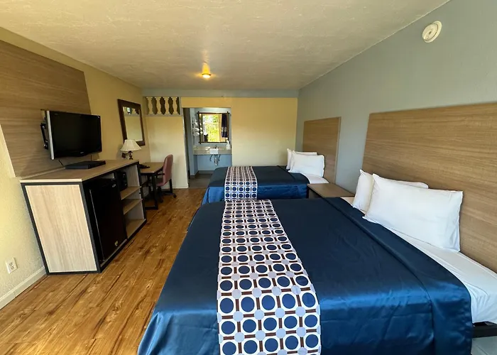 Motel: Discovery Inn